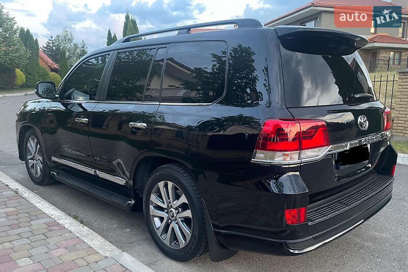 Внедорожник / Кроссовер Toyota Land Cruiser 2019 в Киеве