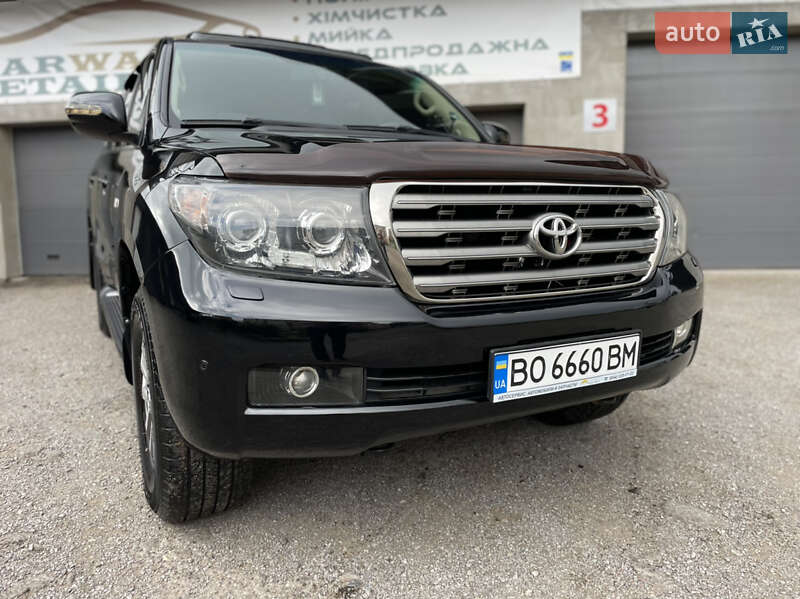 Внедорожник / Кроссовер Toyota Land Cruiser 2008 в Тернополе