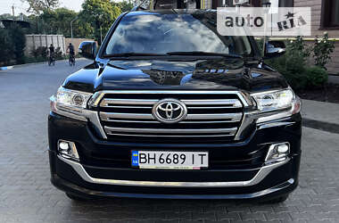 Внедорожник / Кроссовер Toyota Land Cruiser 2019 в 