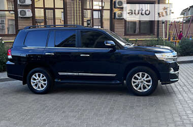 Внедорожник / Кроссовер Toyota Land Cruiser 2019 в 