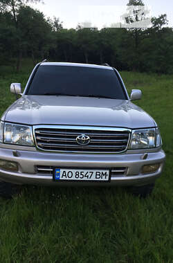 Внедорожник / Кроссовер Toyota Land Cruiser 2002 в Иршаве