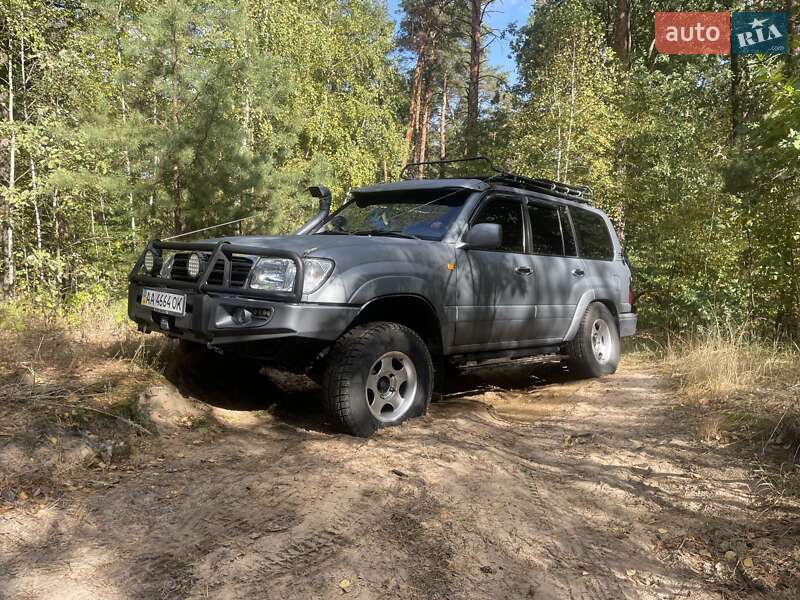 Позашляховик / Кросовер Toyota Land Cruiser 1998 в Києві