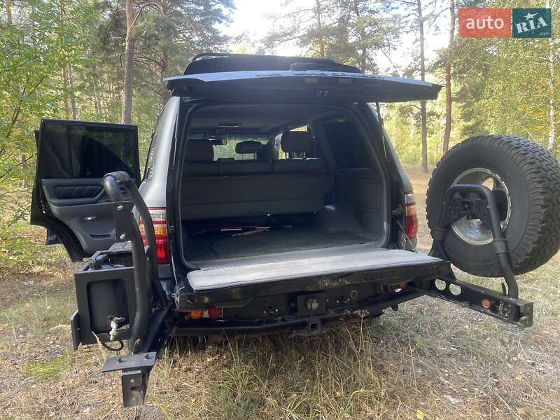 Позашляховик / Кросовер Toyota Land Cruiser 1998 в Києві