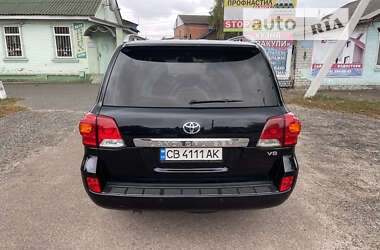 Внедорожник / Кроссовер Toyota Land Cruiser 2014 в Нежине