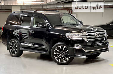 Внедорожник / Кроссовер Toyota Land Cruiser 2019 в 