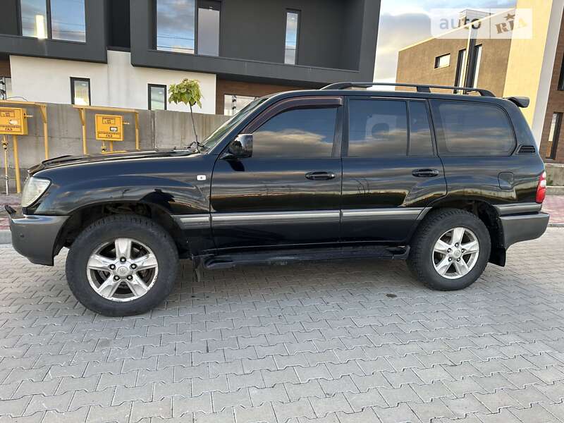 Внедорожник / Кроссовер Toyota Land Cruiser 2003 в Ровно фото 4 Внедорожник / Кроссовер Toyota Land Cruiser 2003 в Ровно