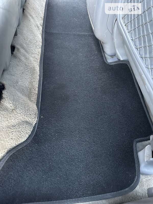 Внедорожник / Кроссовер Toyota Land Cruiser 2003 в Ровно фото 19 Внедорожник / Кроссовер Toyota Land Cruiser 2003 в Ровно