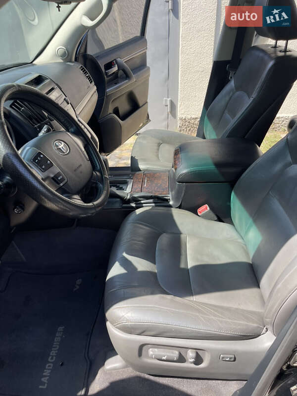 Позашляховик / Кросовер Toyota Land Cruiser 2008 в Одесі