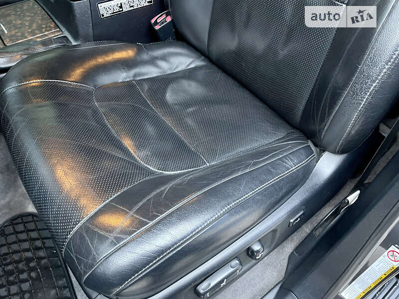 Внедорожник / Кроссовер Toyota Land Cruiser 2012 в Каменском фото 30 Внедорожник / Кроссовер Toyota Land Cruiser 2012 в Каменском