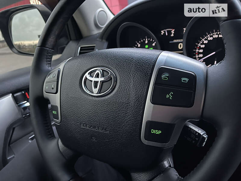 Внедорожник / Кроссовер Toyota Land Cruiser 2012 в Каменском фото 39 Внедорожник / Кроссовер Toyota Land Cruiser 2012 в Каменском