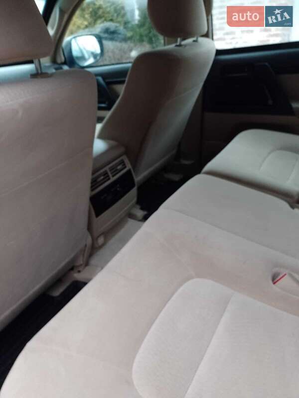 Внедорожник / Кроссовер Toyota Land Cruiser 2014 в Киеве