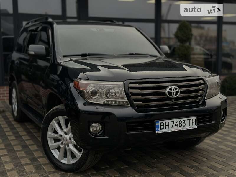 Тюнинг Toyota Land Cruiser – престижный внедорожник можно сделать еще лучше!