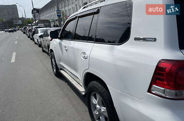 Внедорожник / Кроссовер Toyota Land Cruiser 2011 в Киеве