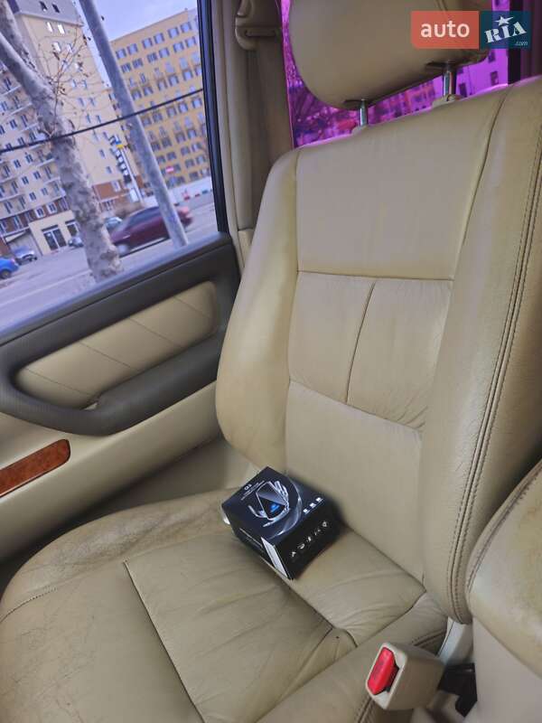 Внедорожник / Кроссовер Toyota Land Cruiser 2004 в Одессе фото 22 Внедорожник / Кроссовер Toyota Land Cruiser 2004 в Одессе