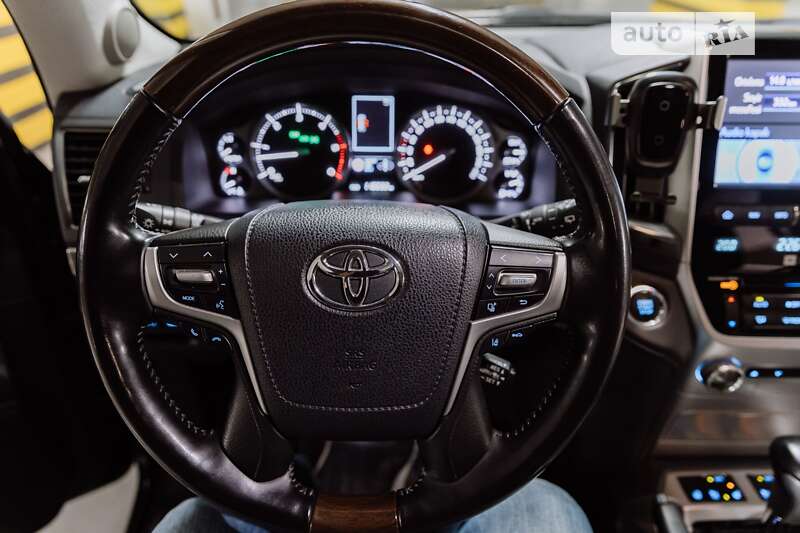 Позашляховик / Кросовер Toyota Land Cruiser 2020 в Вінниці фото 9 Позашляховик / Кросовер Toyota Land Cruiser 2020 в Вінниці
