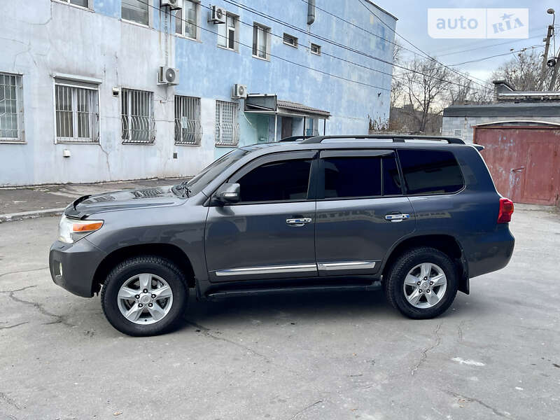 Внедорожник / Кроссовер Toyota Land Cruiser 2012 в Каменском