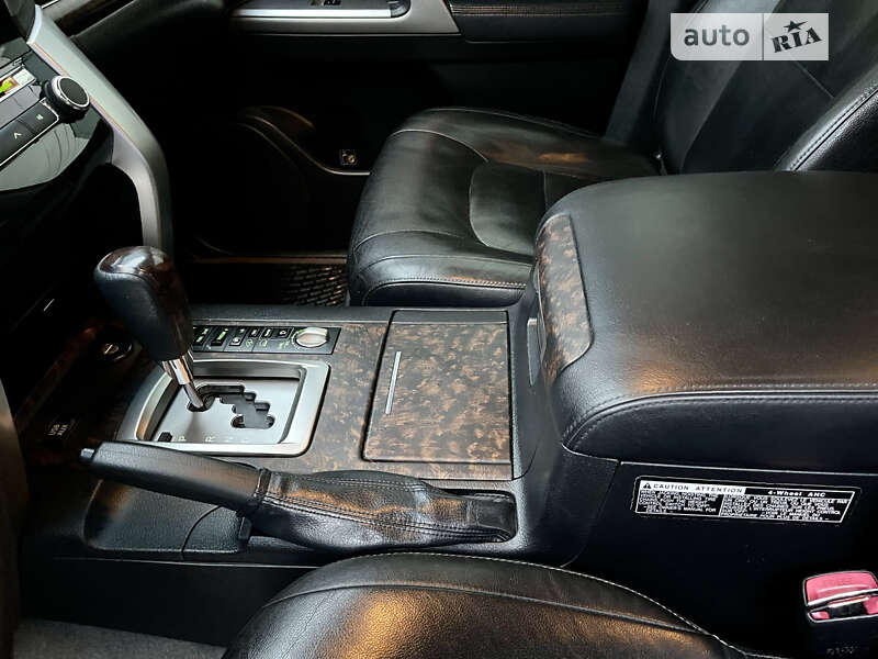 Внедорожник / Кроссовер Toyota Land Cruiser 2012 в Каменском