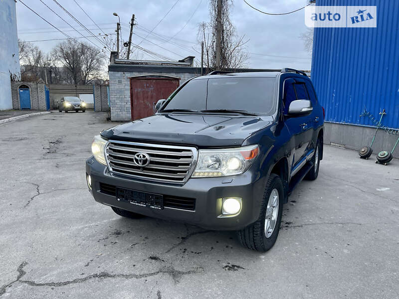 Внедорожник / Кроссовер Toyota Land Cruiser 2012 в Каменском