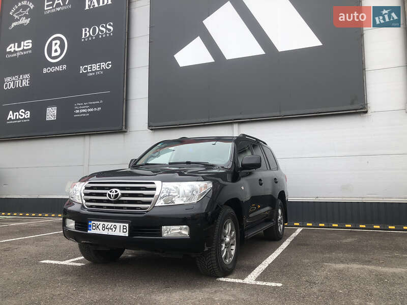 Внедорожник / Кроссовер Toyota Land Cruiser 2007 в Ровно