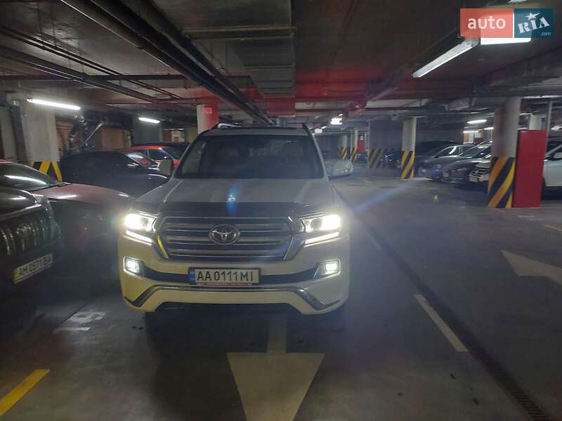 Toyota Land Cruiser 2017