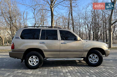 Внедорожник / Кроссовер Toyota Land Cruiser 1999 в 