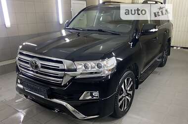 Внедорожник / Кроссовер Toyota Land Cruiser 2016 в Умани