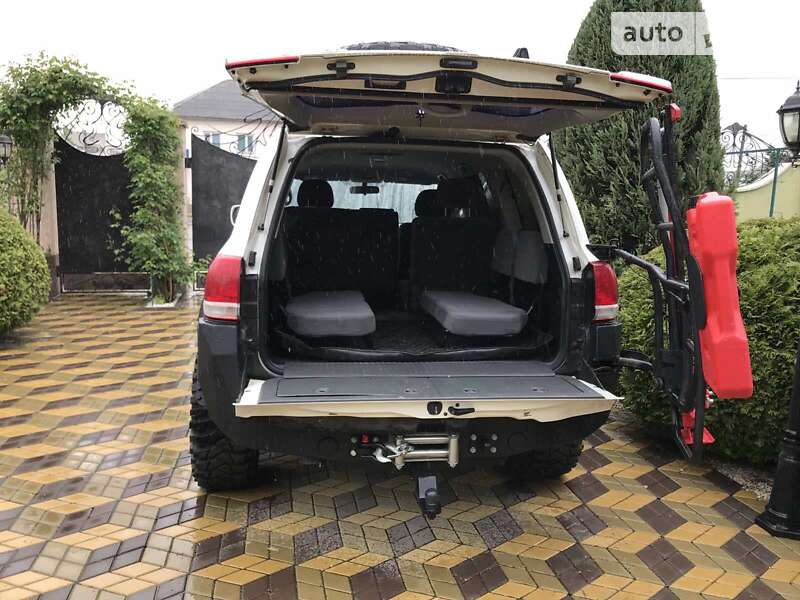 Позашляховик / Кросовер Toyota Land Cruiser 2007 в Ужгороді
