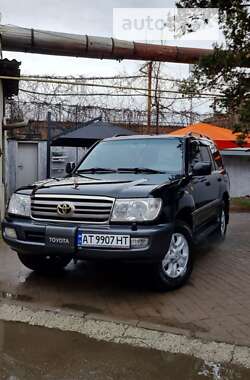 Внедорожник / Кроссовер Toyota Land Cruiser 2006 в Ивано-Франковске