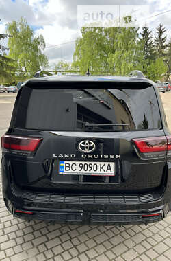 Внедорожник / Кроссовер Toyota Land Cruiser 2021 в Львове
