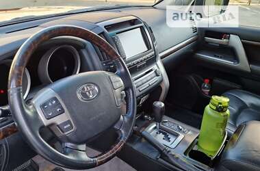 Внедорожник / Кроссовер Toyota Land Cruiser 2011 в Киеве