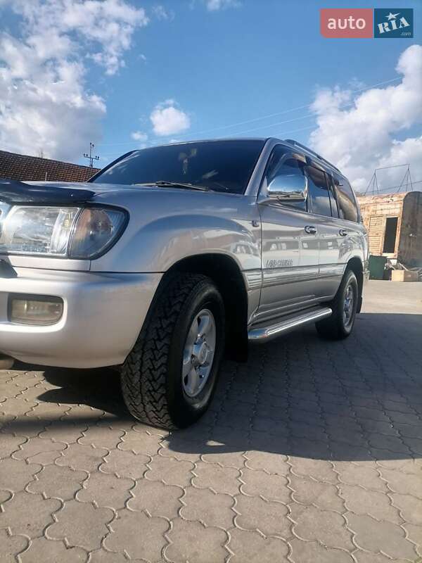 Позашляховик / Кросовер Toyota Land Cruiser 1999 в Великій Михайлівці