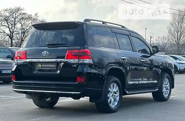 Внедорожник / Кроссовер Toyota Land Cruiser 2018 в Киеве