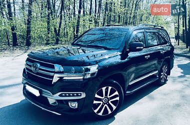 Позашляховик / Кросовер Toyota Land Cruiser 2019 в Києві