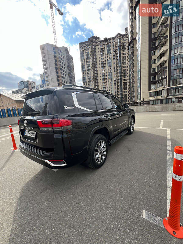 Внедорожник / Кроссовер Toyota Land Cruiser 2021 в Киеве