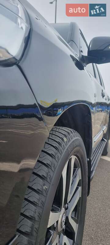 Внедорожник / Кроссовер Toyota Land Cruiser 2014 в Кривом Роге