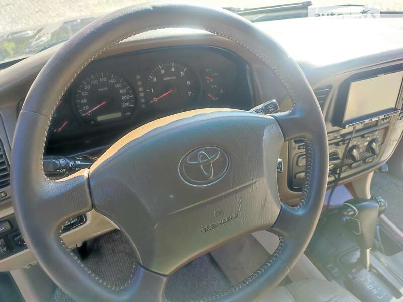 Внедорожник / Кроссовер Toyota Land Cruiser 1998 в Харькове
