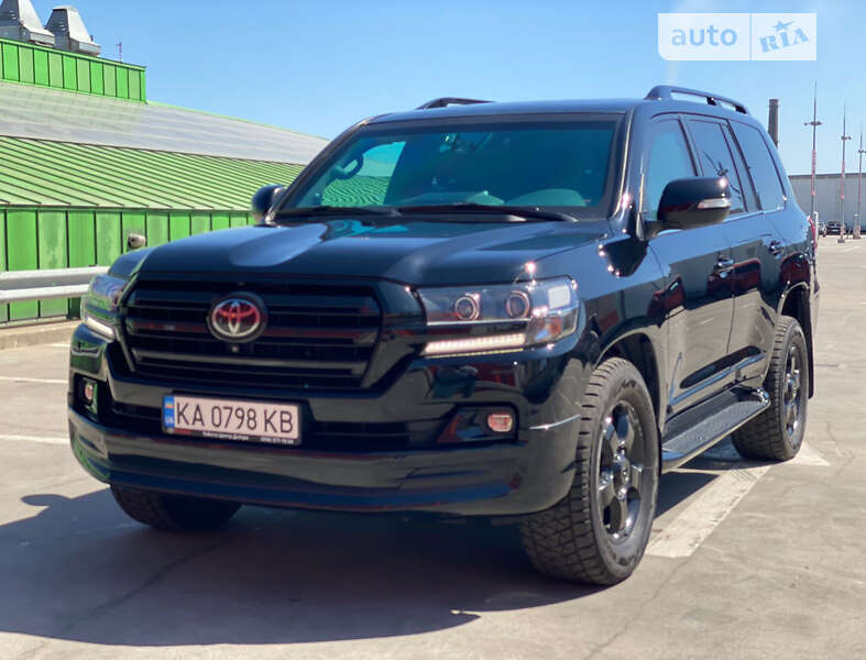 Внедорожник / Кроссовер Toyota Land Cruiser 2018 в Киеве
