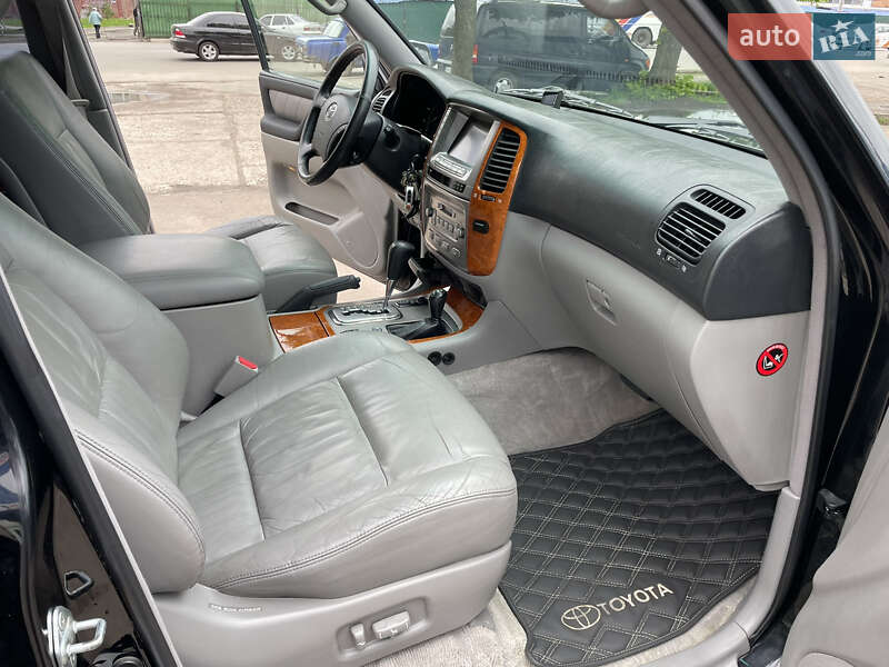 Внедорожник / Кроссовер Toyota Land Cruiser 2000 в Сумах