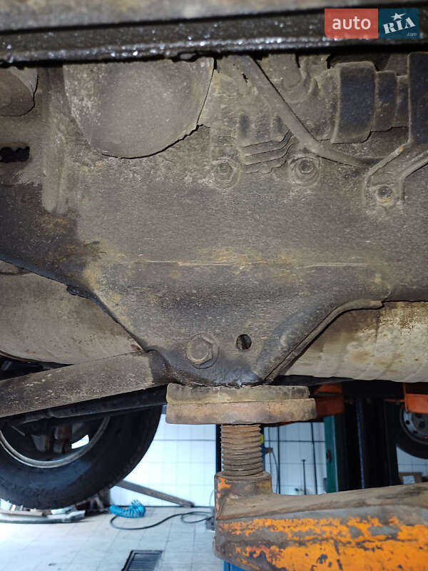 Внедорожник / Кроссовер Toyota Land Cruiser 2003 в Шполе