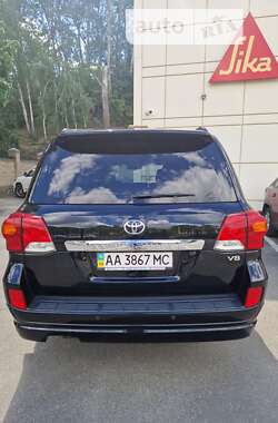 Внедорожник / Кроссовер Toyota Land Cruiser 2012 в Киеве