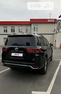 Внедорожник / Кроссовер Toyota Land Cruiser 2023 в Киеве