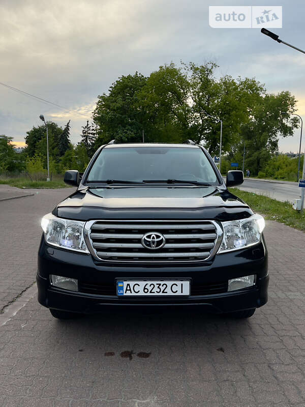 Позашляховик / Кросовер Toyota Land Cruiser 2007 в Луцьку