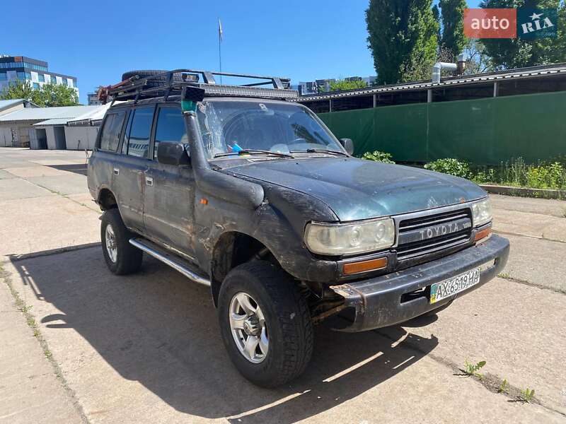 Внедорожник / Кроссовер Toyota Land Cruiser 1993 в Харькове