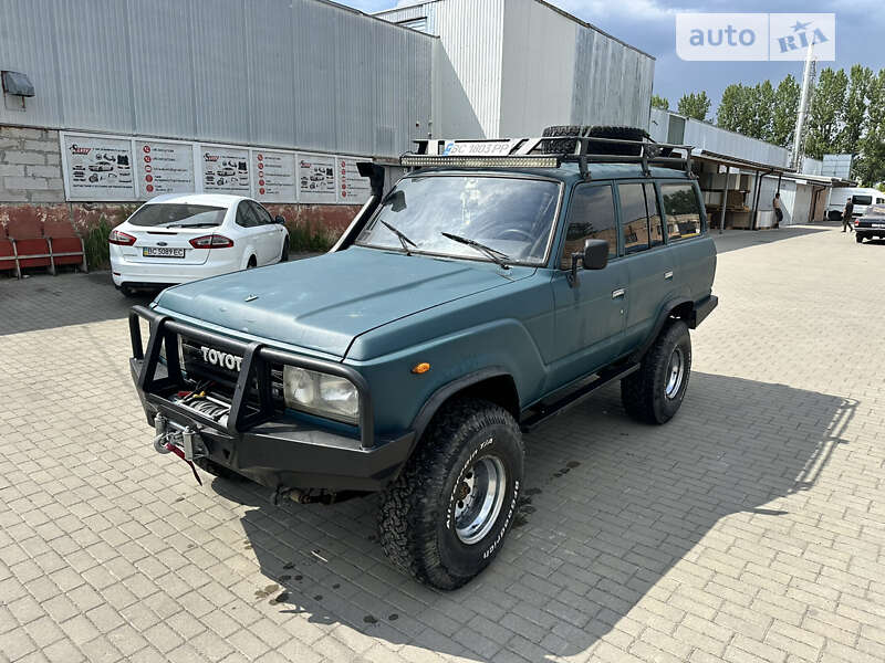 Позашляховик / Кросовер Toyota Land Cruiser 1987 в Львові