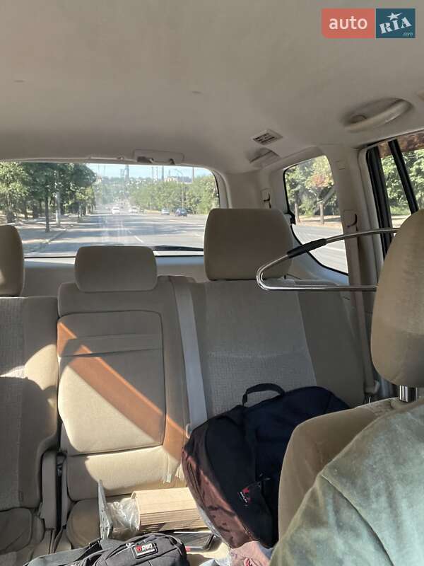 Позашляховик / Кросовер Toyota Land Cruiser 2006 в Кривому Розі