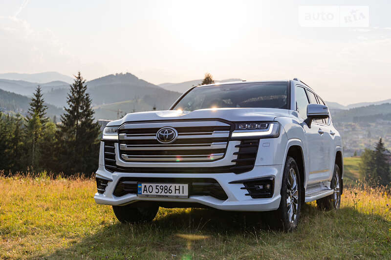 Внедорожник / Кроссовер Toyota Land Cruiser 2021 в Полянице