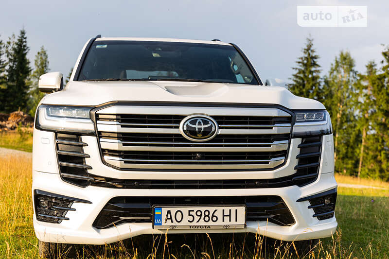 Внедорожник / Кроссовер Toyota Land Cruiser 2021 в Полянице