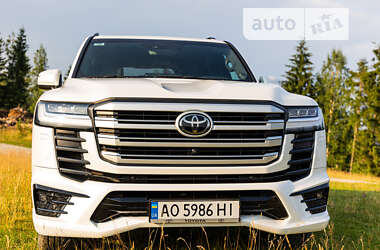 Внедорожник / Кроссовер Toyota Land Cruiser 2021 в Полянице