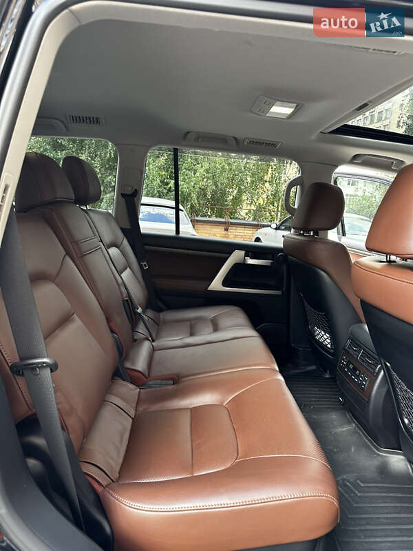 Внедорожник / Кроссовер Toyota Land Cruiser 2016 в Киеве