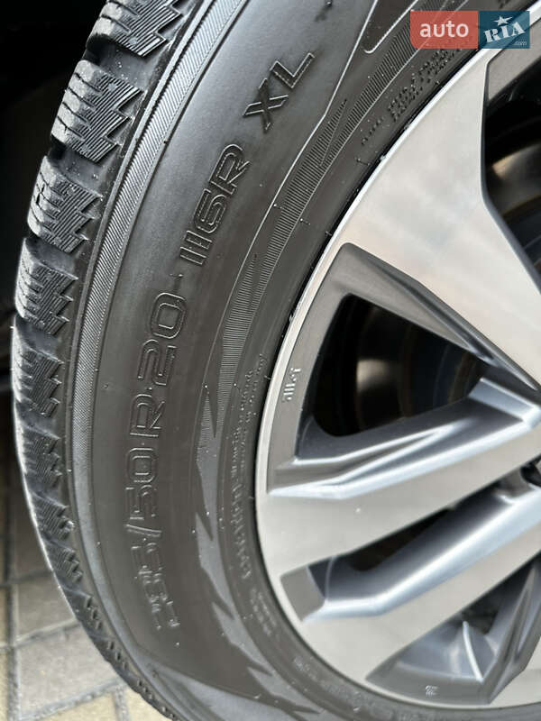 Внедорожник / Кроссовер Toyota Land Cruiser 2016 в Киеве